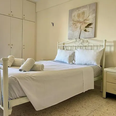 Diamond 2 Apartment Paphos Exterior photo